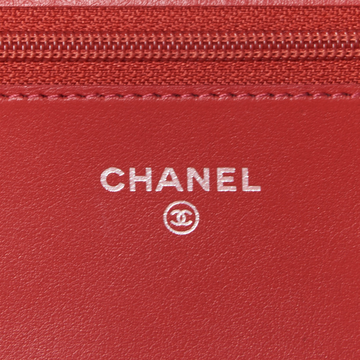 Caviar Quilted Boy Wallet On Chain WOC Red