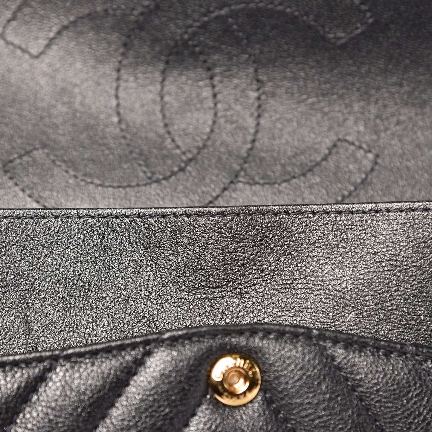 Metallic Sheepskin Chevron Quilted 2.55 Reissue 226 Flap Dark Silver
