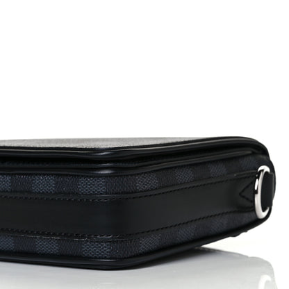 Louis Vuitton Damier Graphite 3D Studio Messenger 8 of 8