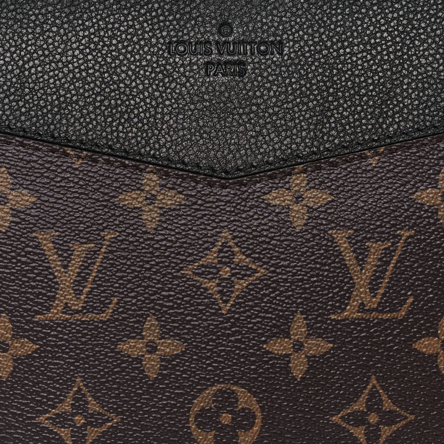 Monogram Daily Pouch Black