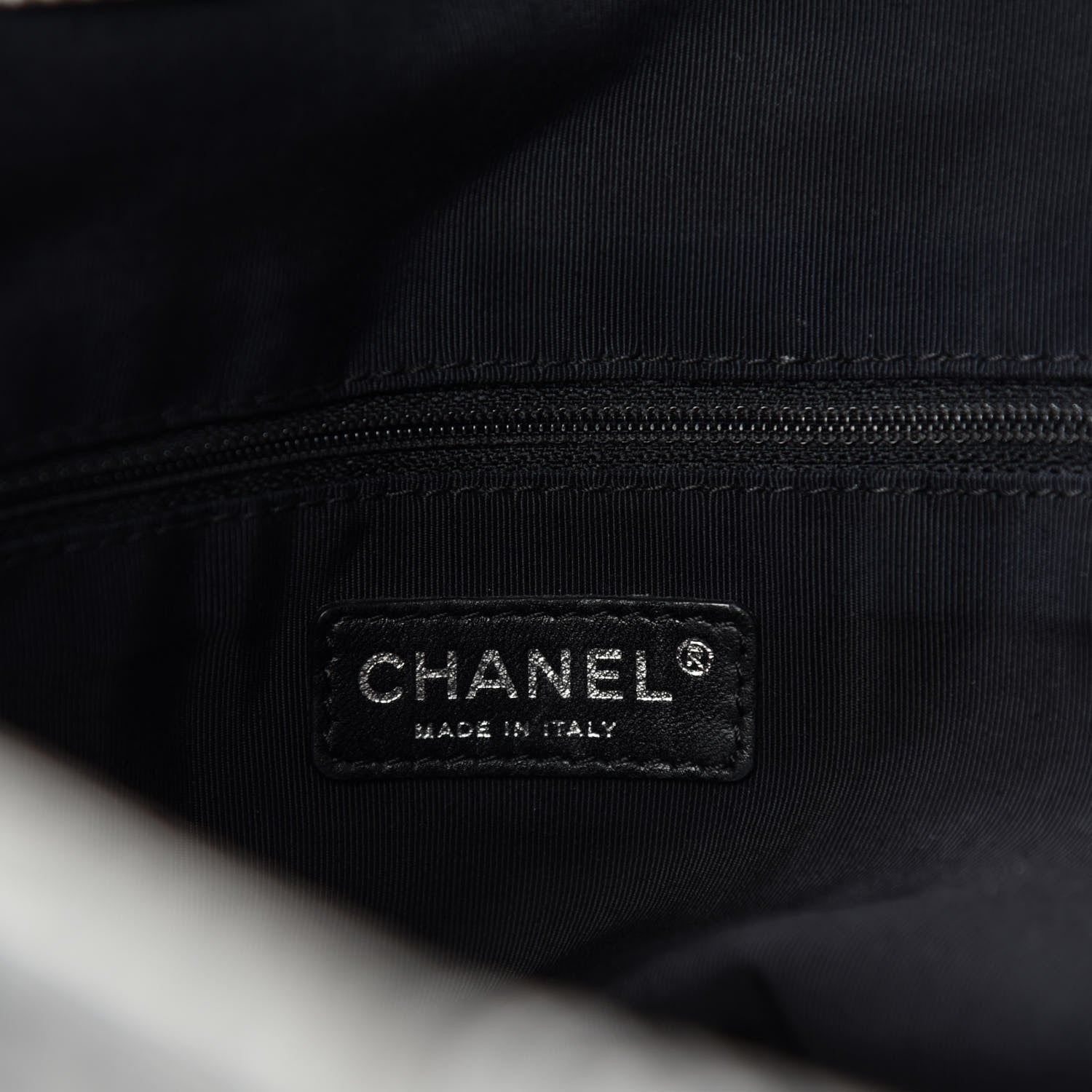 Chanel Coated Canvas Unlimited Large Tote Argent Fonce 8 of 10