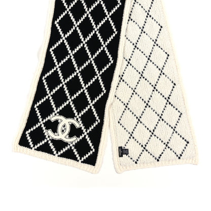 Chanel Cashmere Silk Quilted CC Scarf Black White 2 of 3