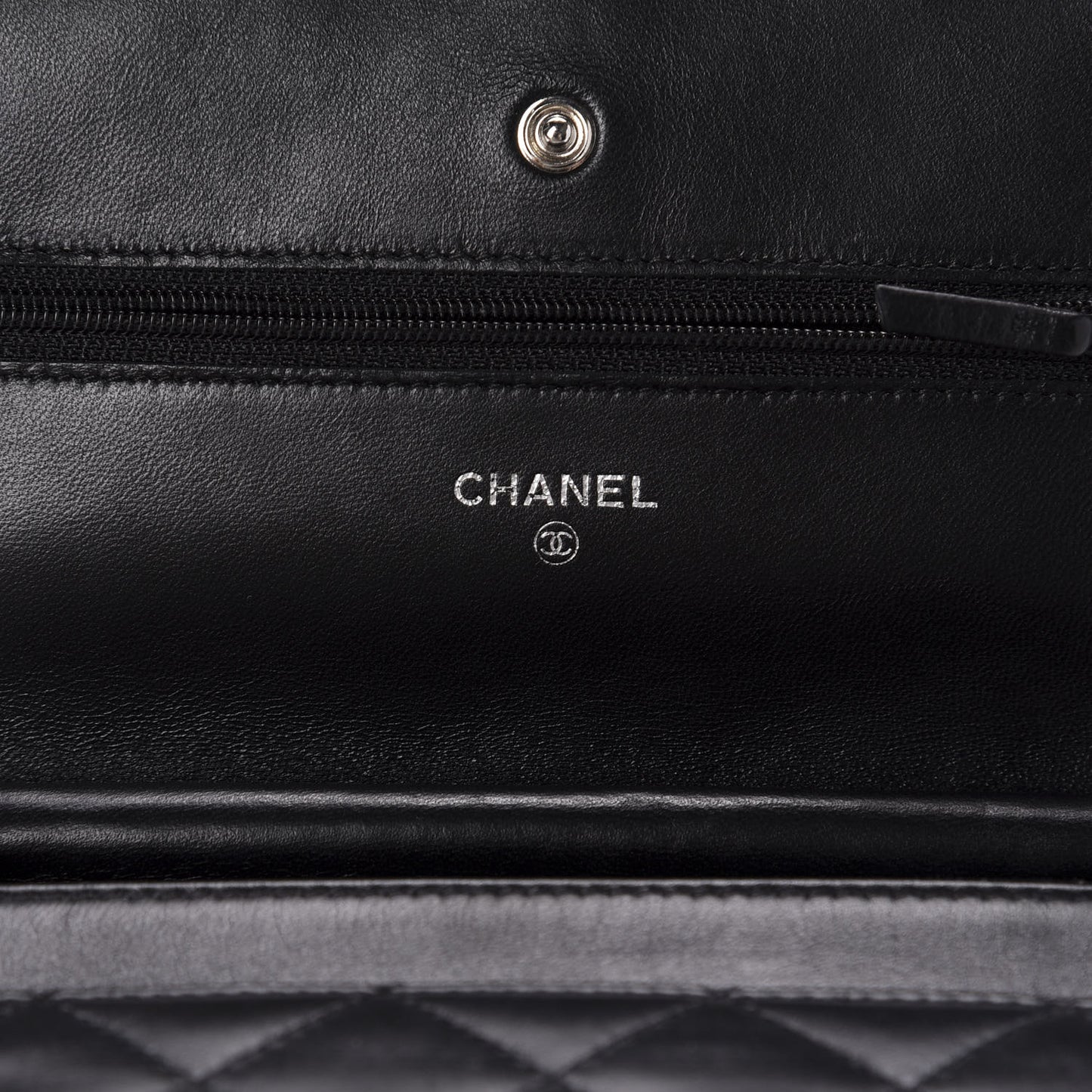 Lambskin Quilted Wallet On Chain WOC Black