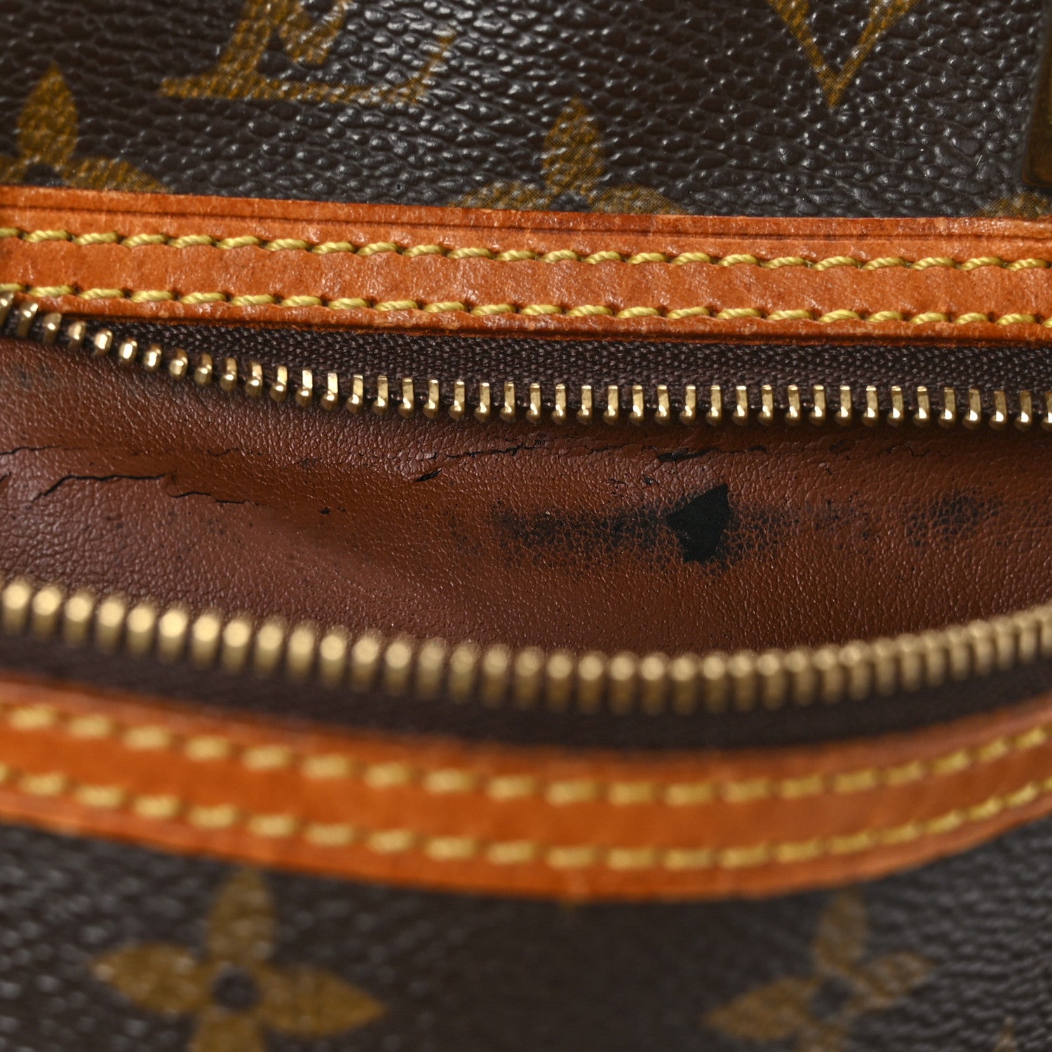 Louis Vuitton Monogram Cite MM 11 of 11