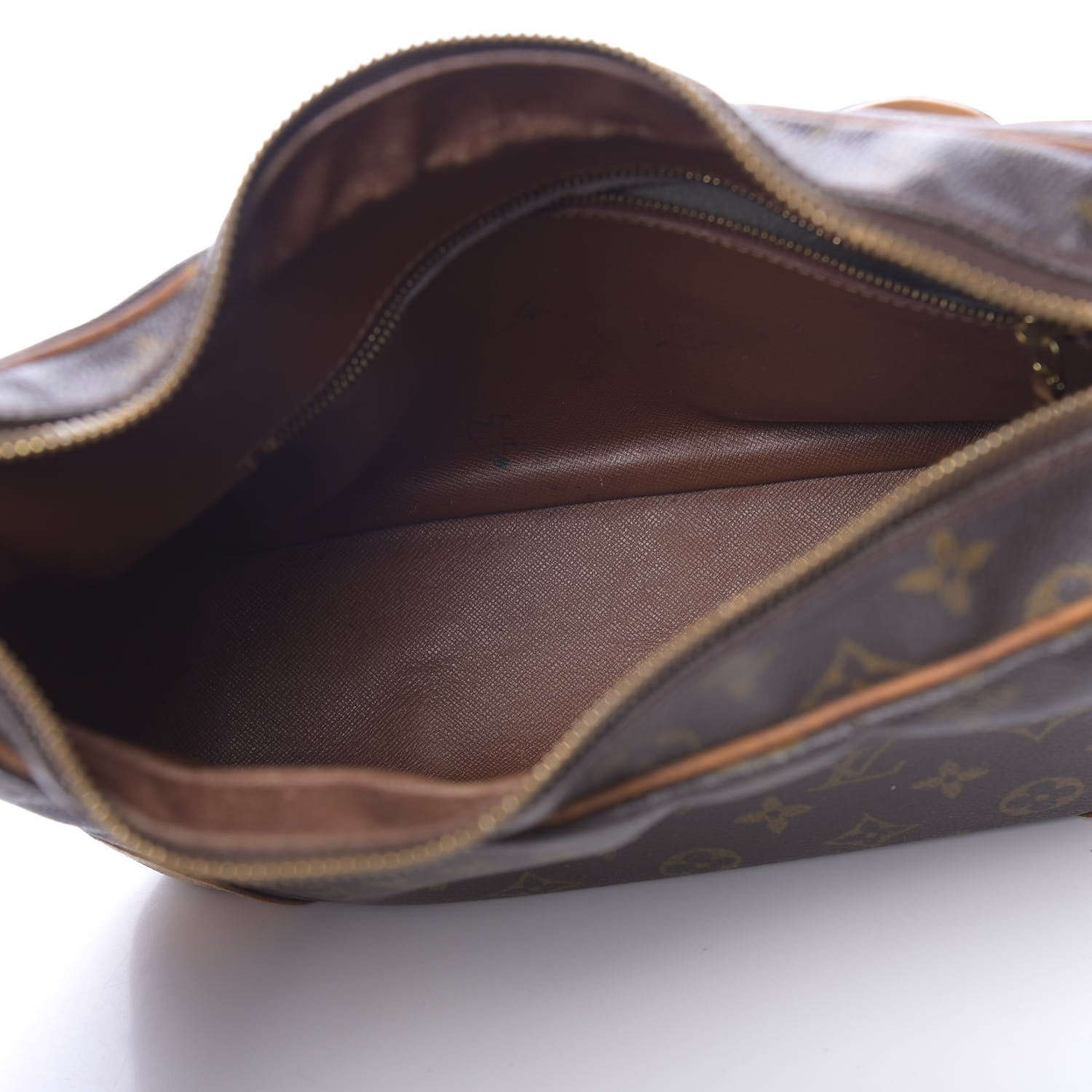 Louis Vuitton Monogram Boulogne 30 5 of 27