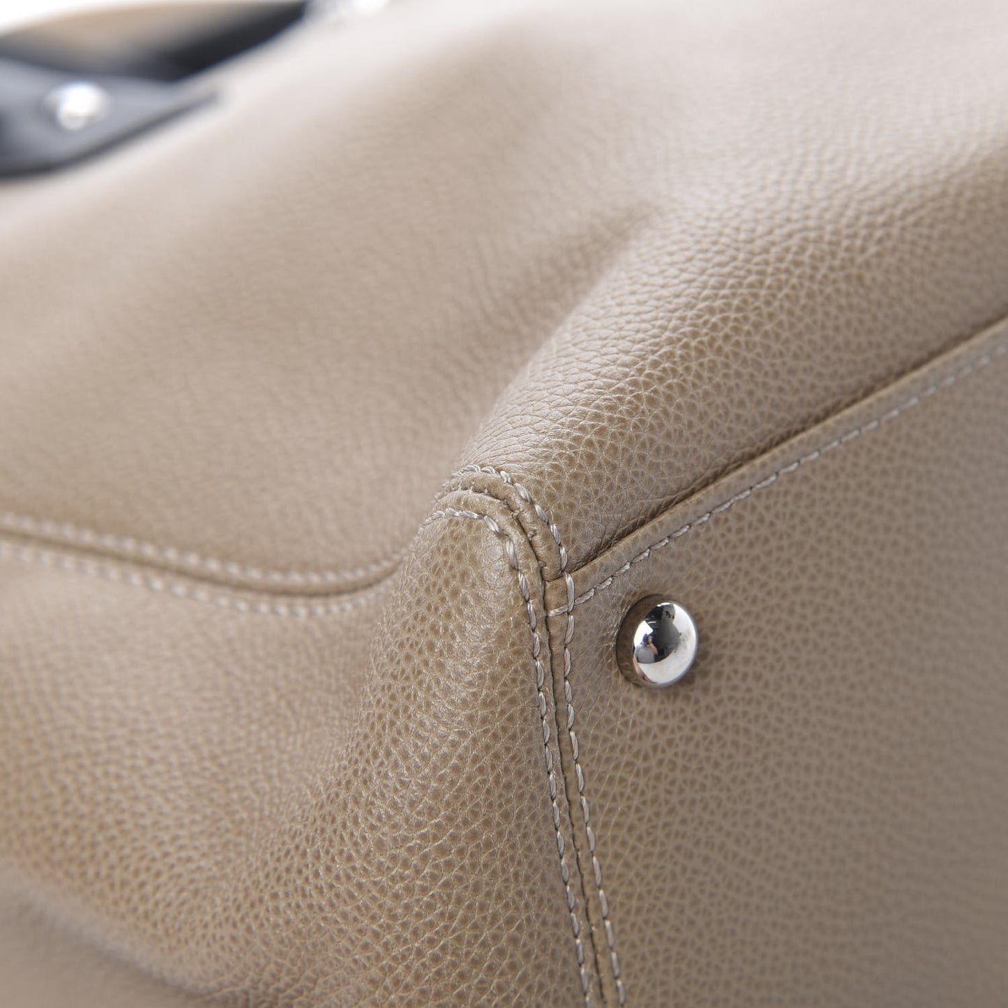 Calfskin Cerf Executive Shopper Tote Beige Black