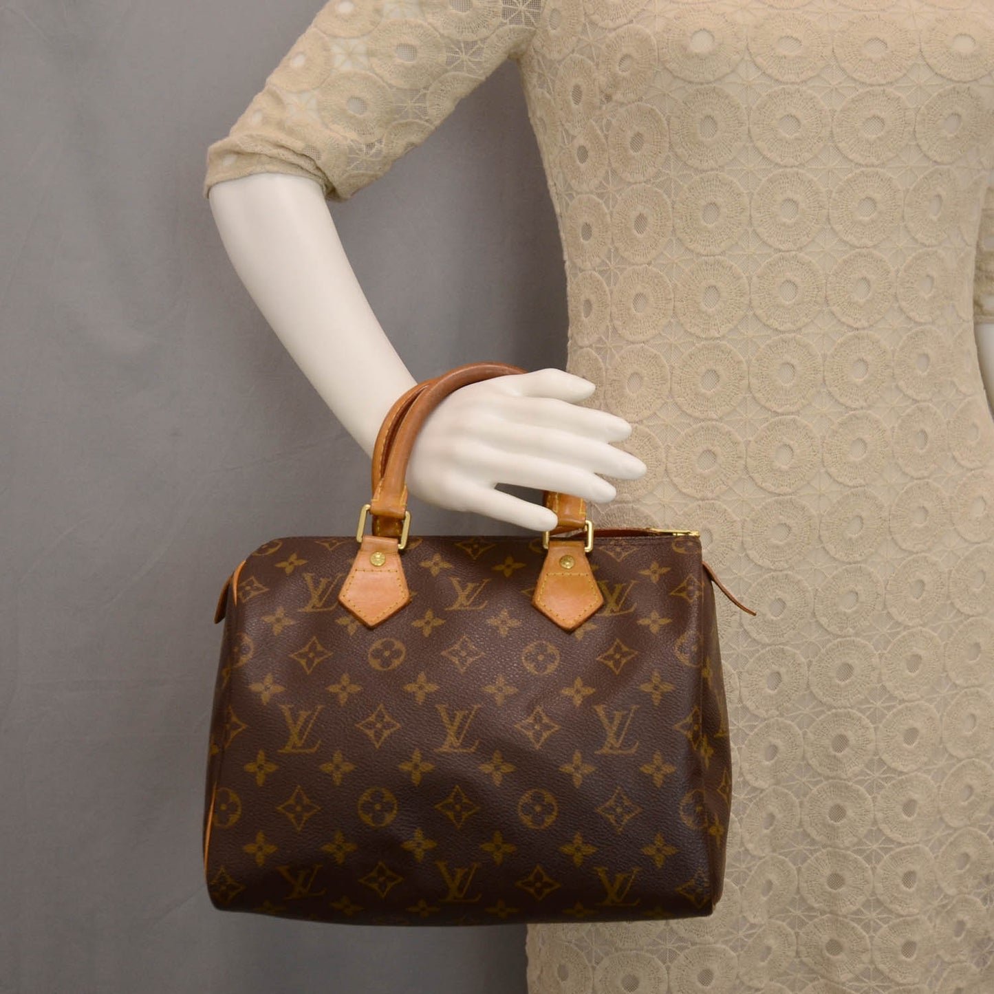 Monogram Speedy 25