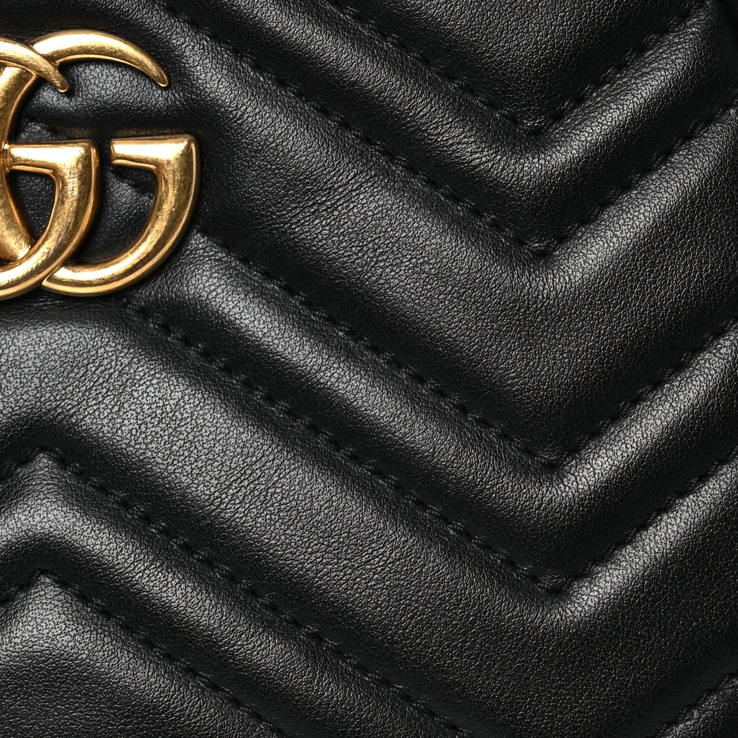 Calfskin Matelasse Mini GG Marmont Chain Shoulder Bag Black