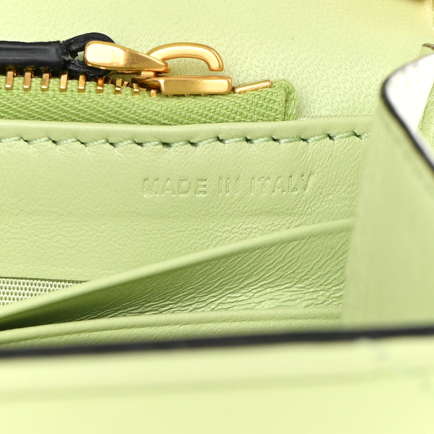 Valentino Garavani Nappa Roman Stud Wallet on Chain Ambrosia 6 of 11