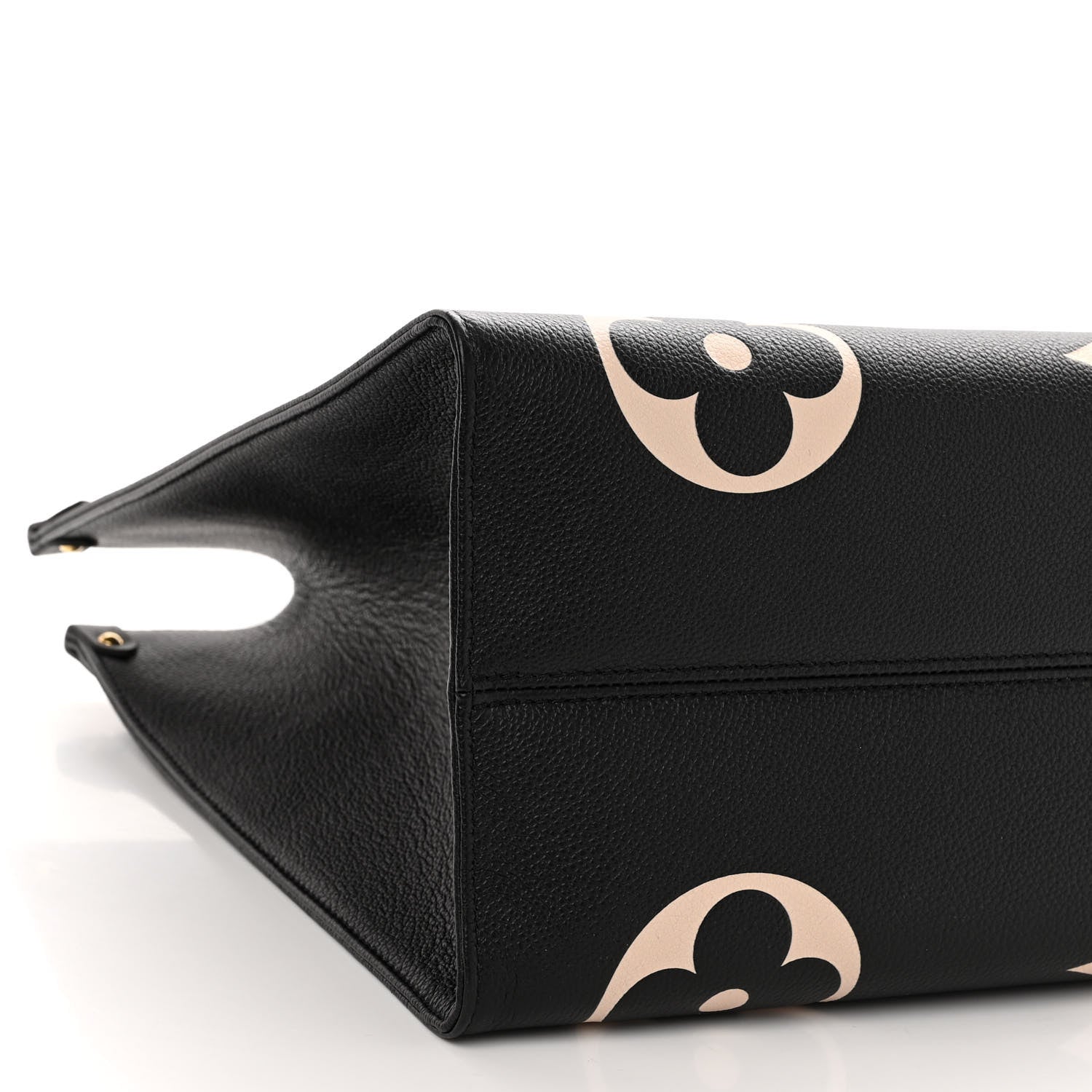 Louis Vuitton Empreinte Monogram Giant Onthego GM Black Beige 8 of 10