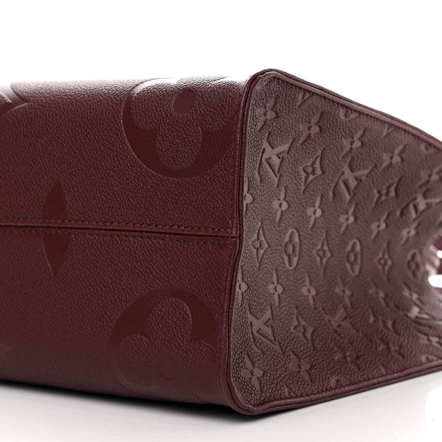 Louis Vuitton Empreinte Monogram Giant Onthego MM Wine 9 of 9