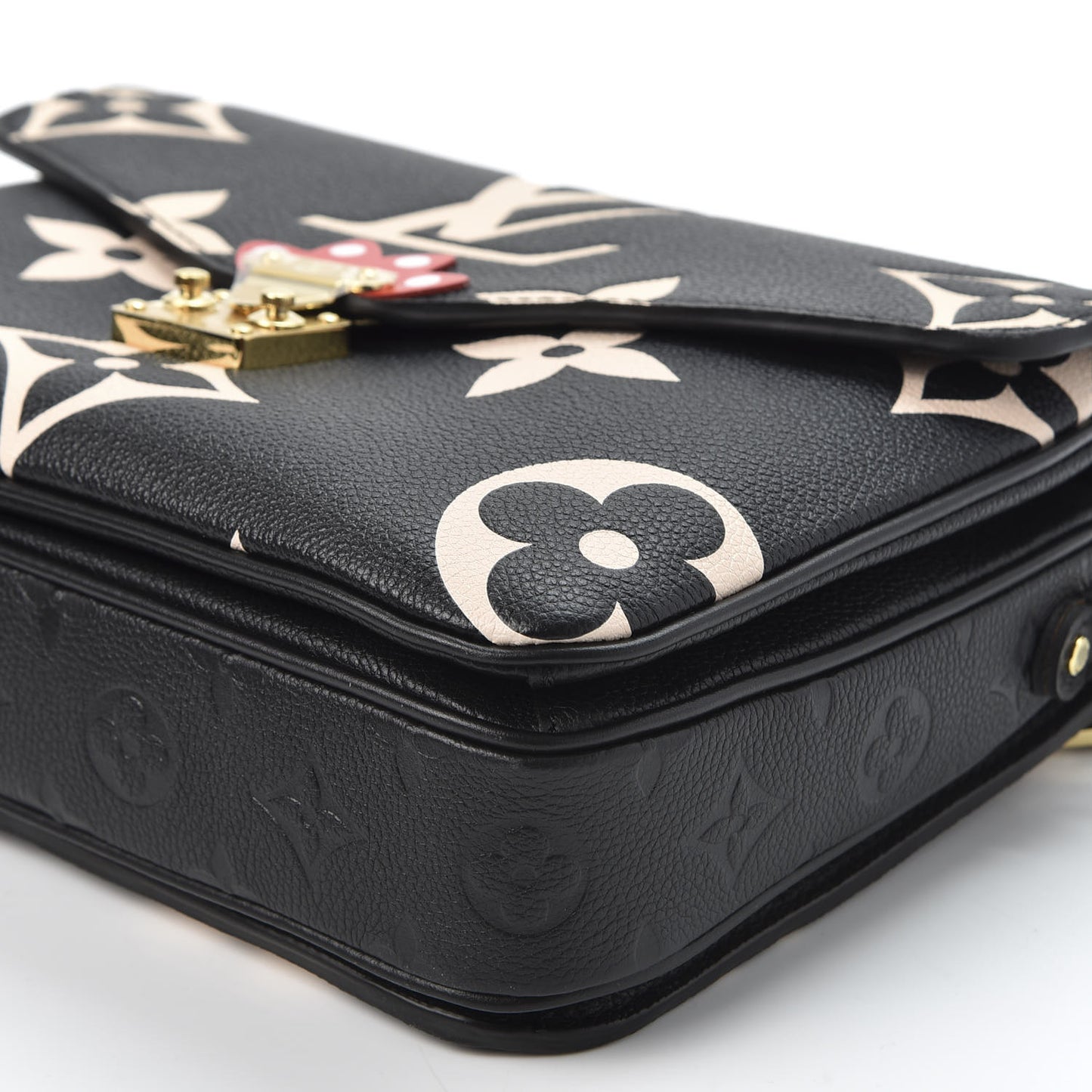 Empreinte Monogram Giant Crafty Pochette Metis Black Creme