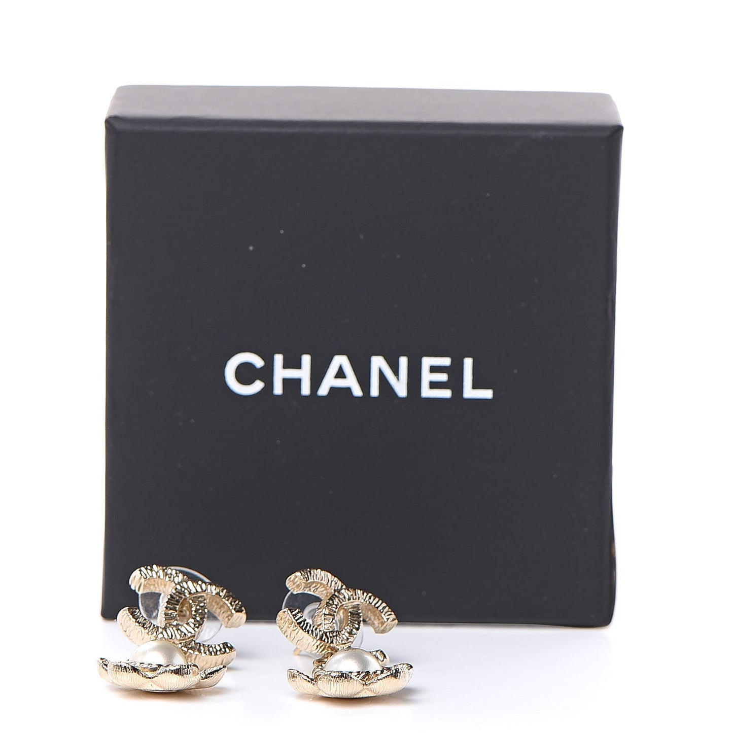 Pearl Camellia CC Drop Earrings Gold