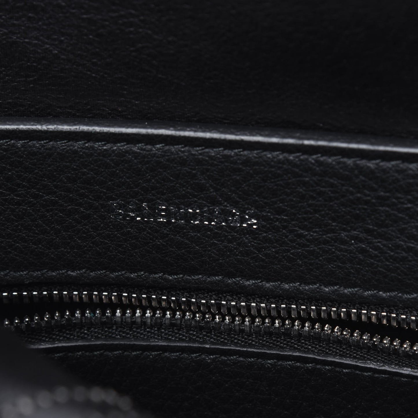 Metallic Goatskin Logo XXS Everyday Tote Argent Black