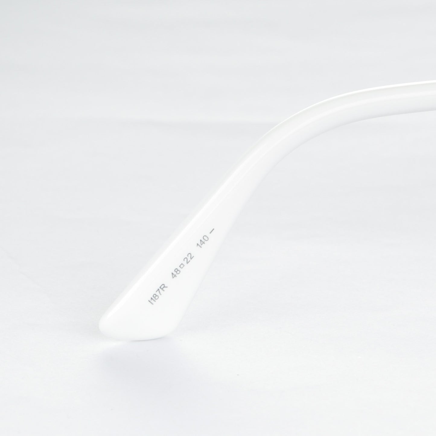 Mirrored So Real Sunglasses Crystal Silver White