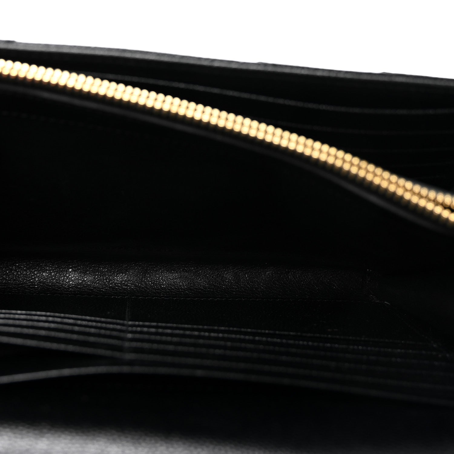 Saint Laurent Grain De Poudre Matelasse Chevron Monogram Chain Wallet Black 5 of 10