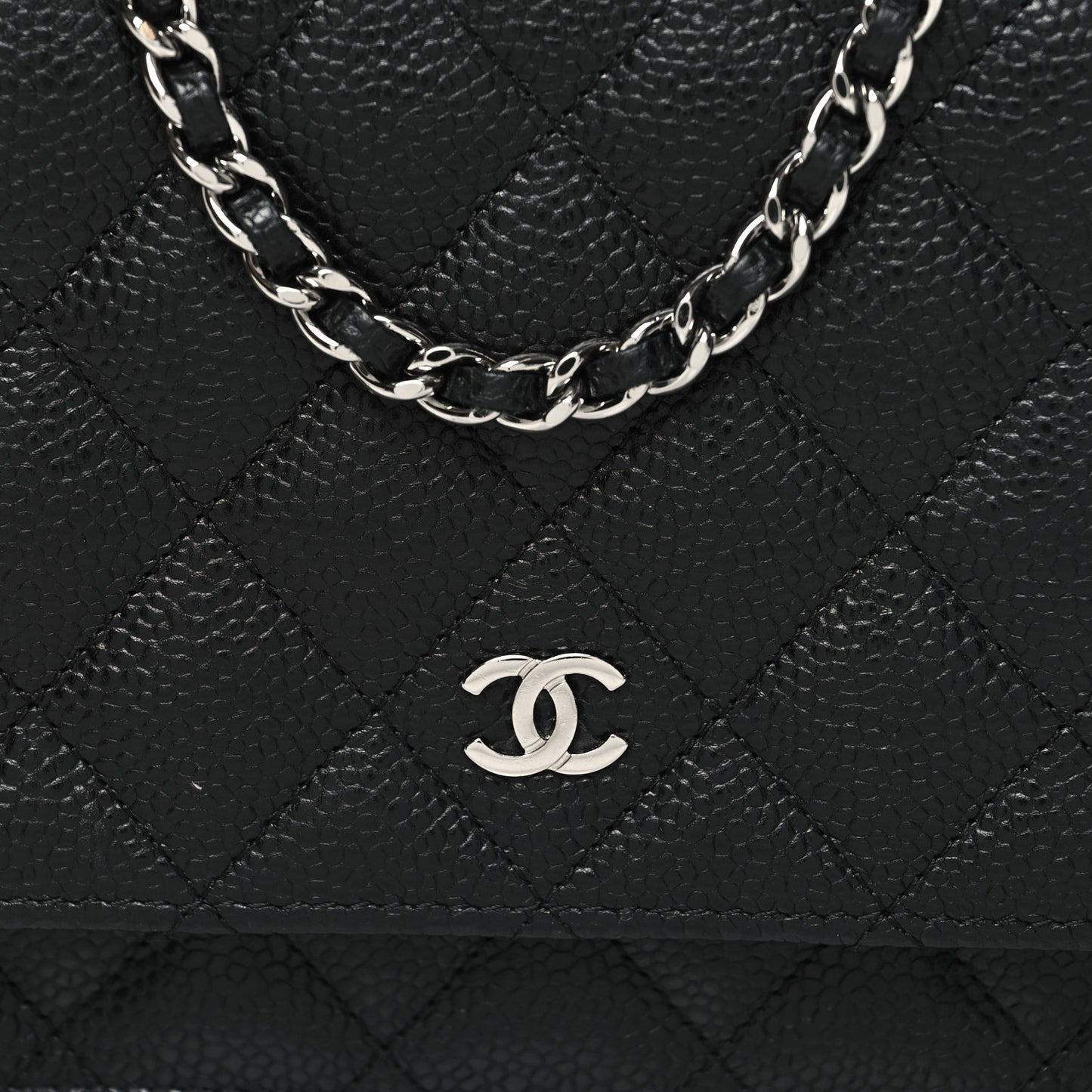 Caviar Quilted Wallet on Chain WOC Black