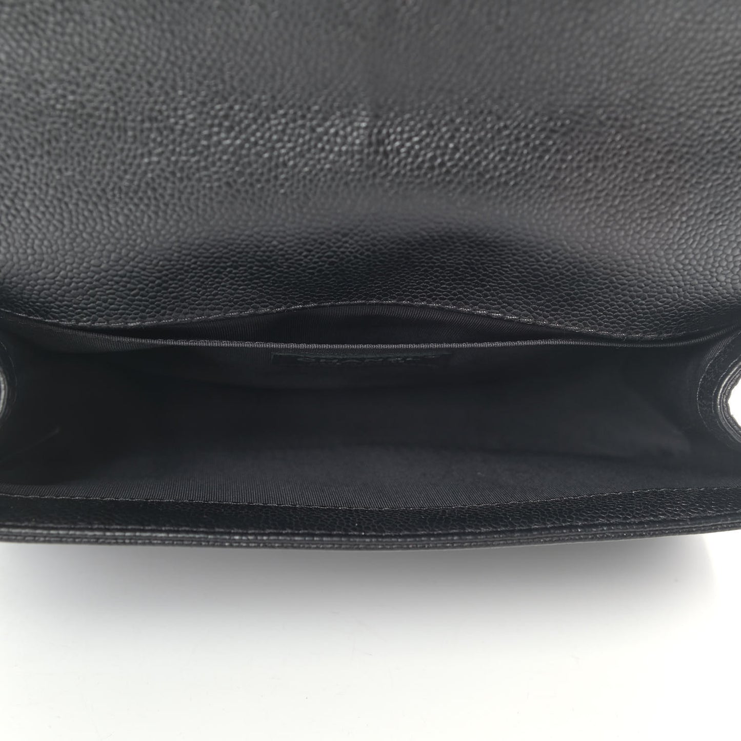 Caviar Quilted Medium Boy Flap Black