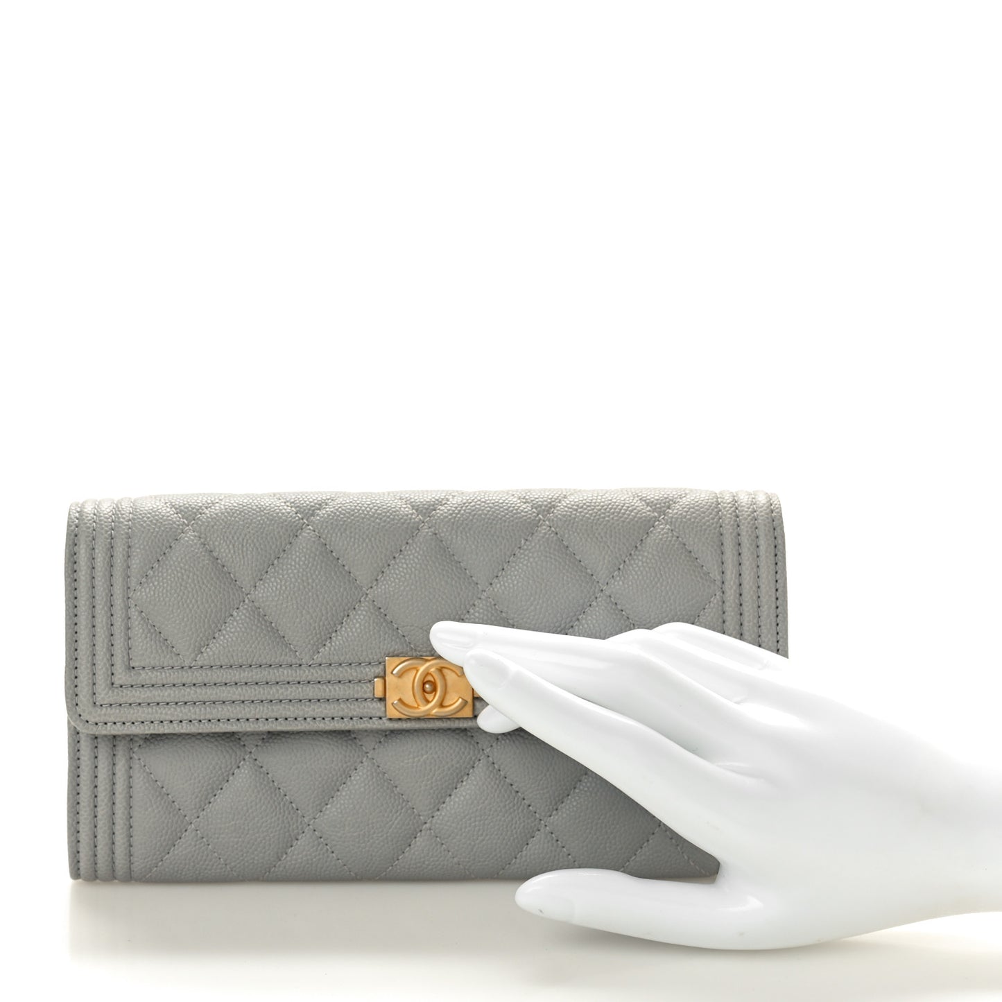 Caviar Quilted Large Boy Gusset Flap Wallet Grey