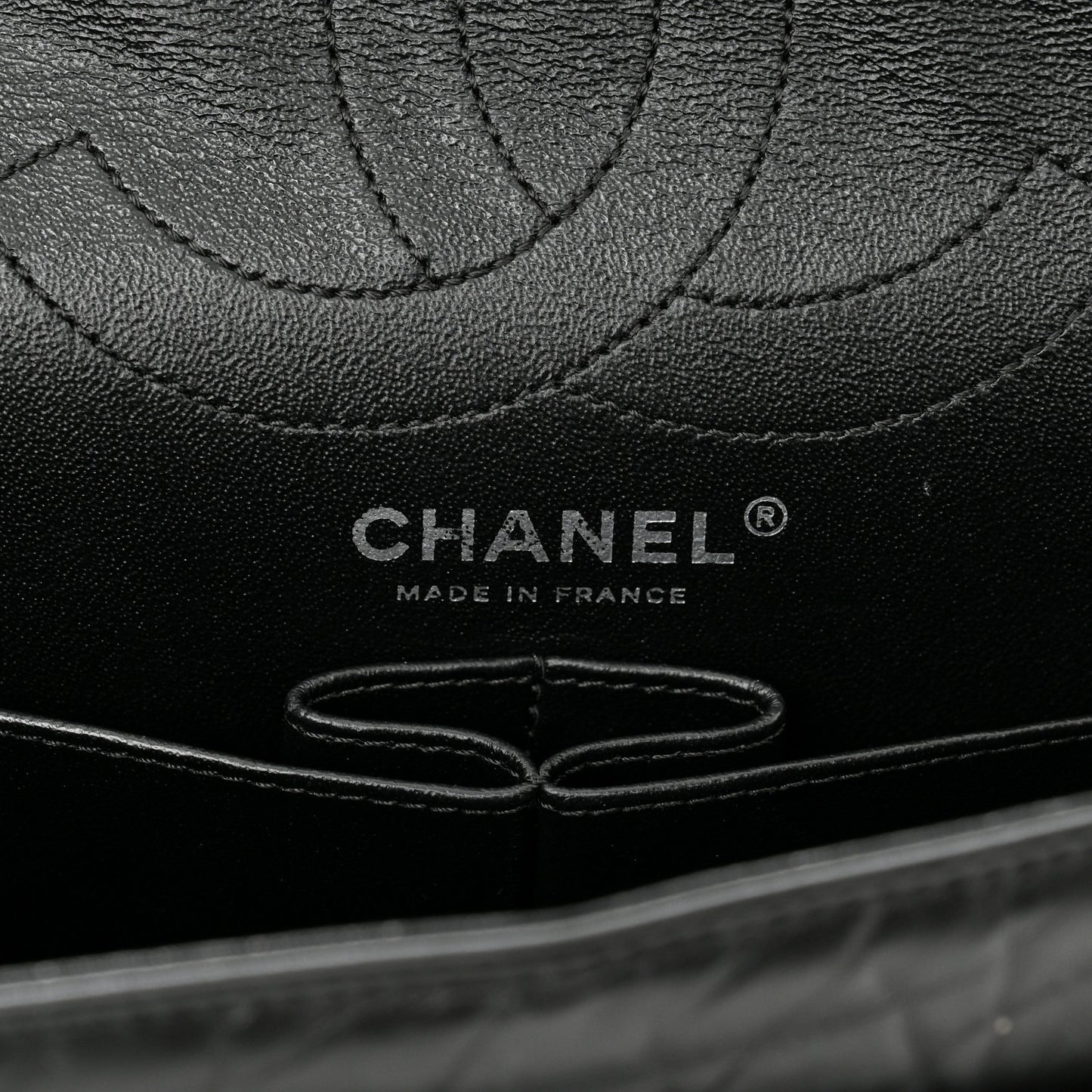 Aged Calfskin Chevron Quilted 2.55 Reissue 226 So Black