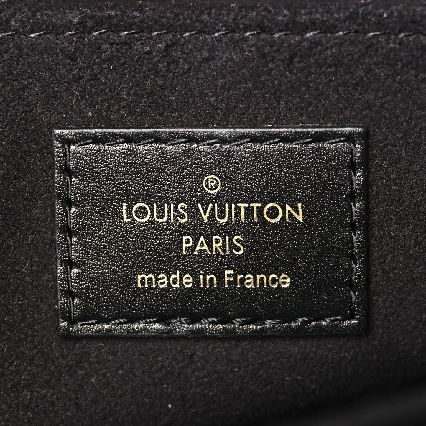 Reverse Monogram Pochette Metis