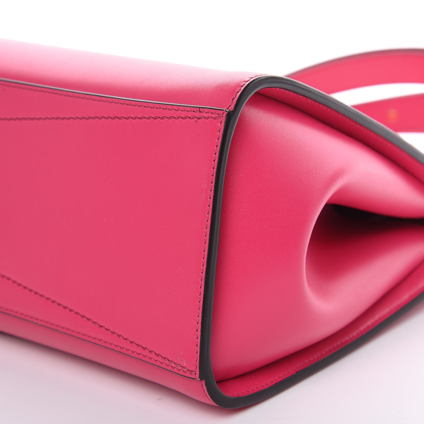 Calfskin Medium Bespoke Shoulder Bag Fuchsia