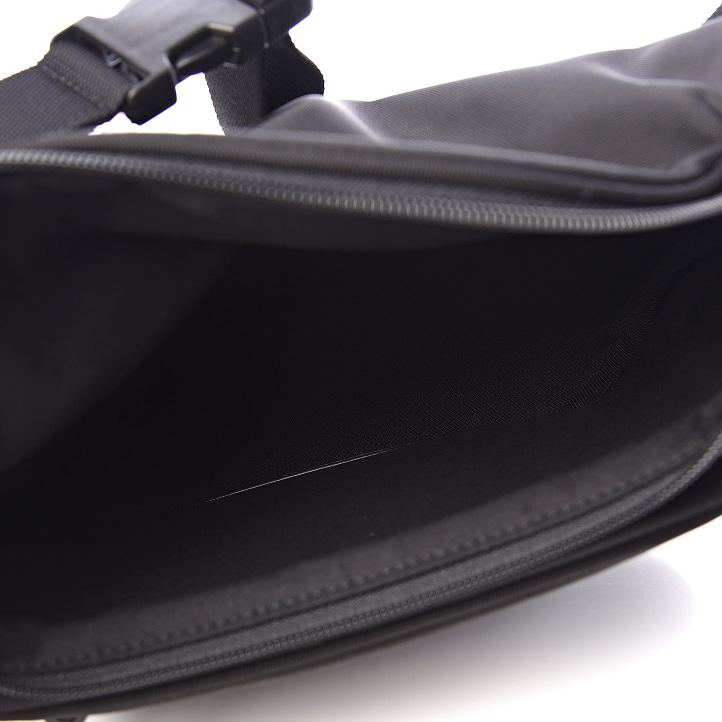 Nylon Crest Logo Embroidered Explorer Beltpack Black