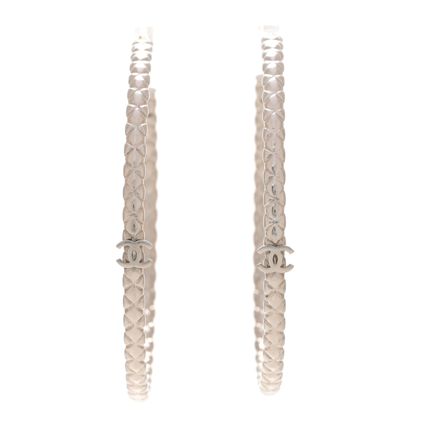 Metal Quilt CC Hoop Earrings Silver