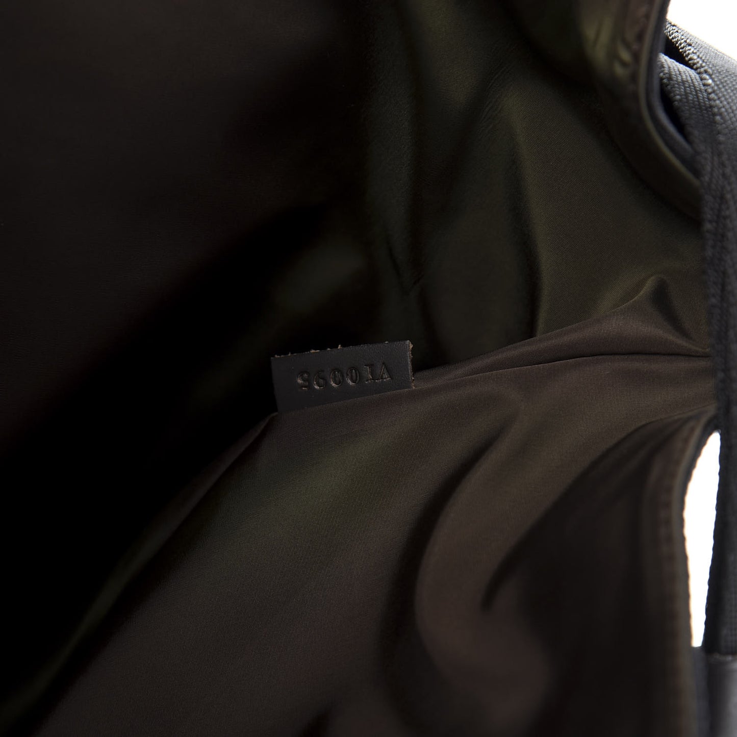 Damier Geant Messenger Bag Black