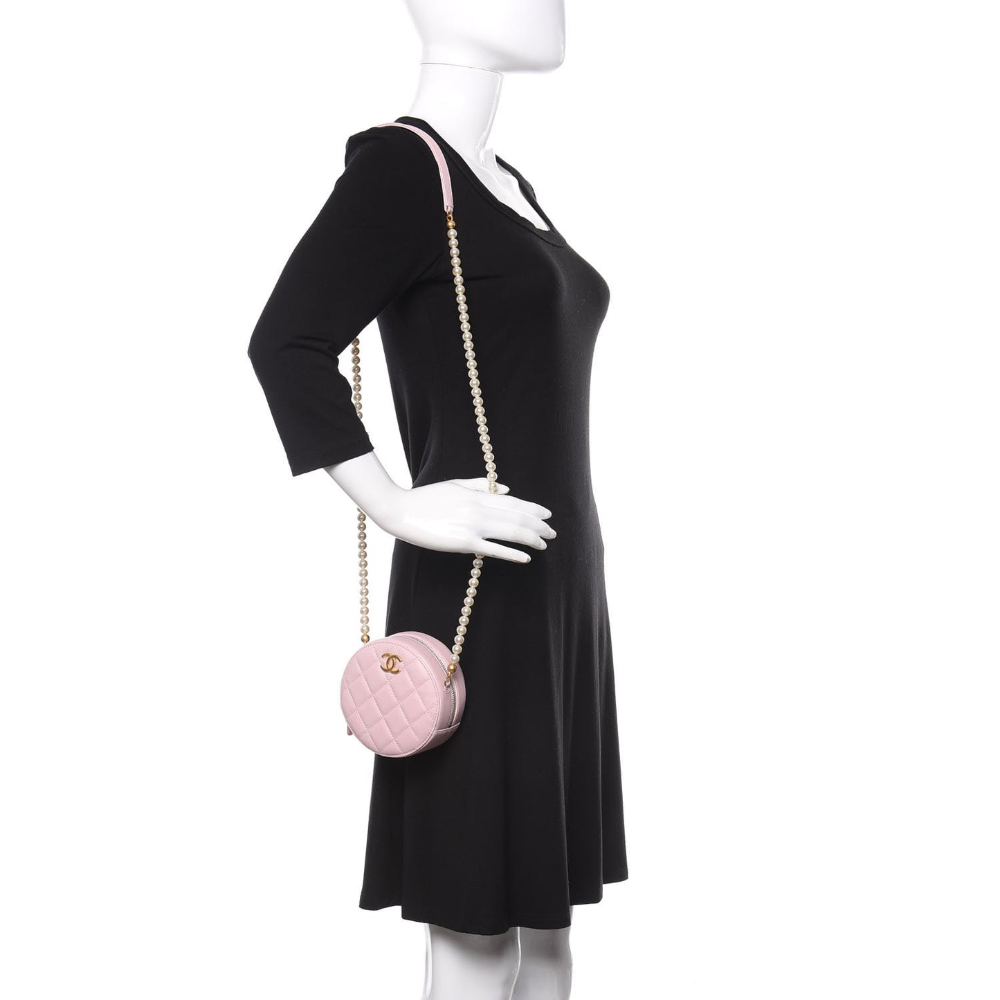 Calfskin Quilted Pearl Round Clutch With Chain Light Pink