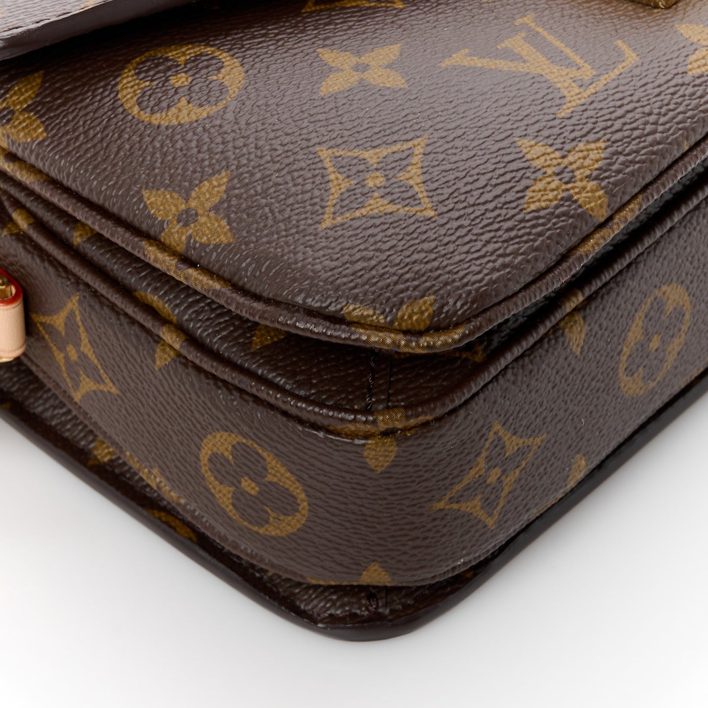 Monogram Pochette Metis East West