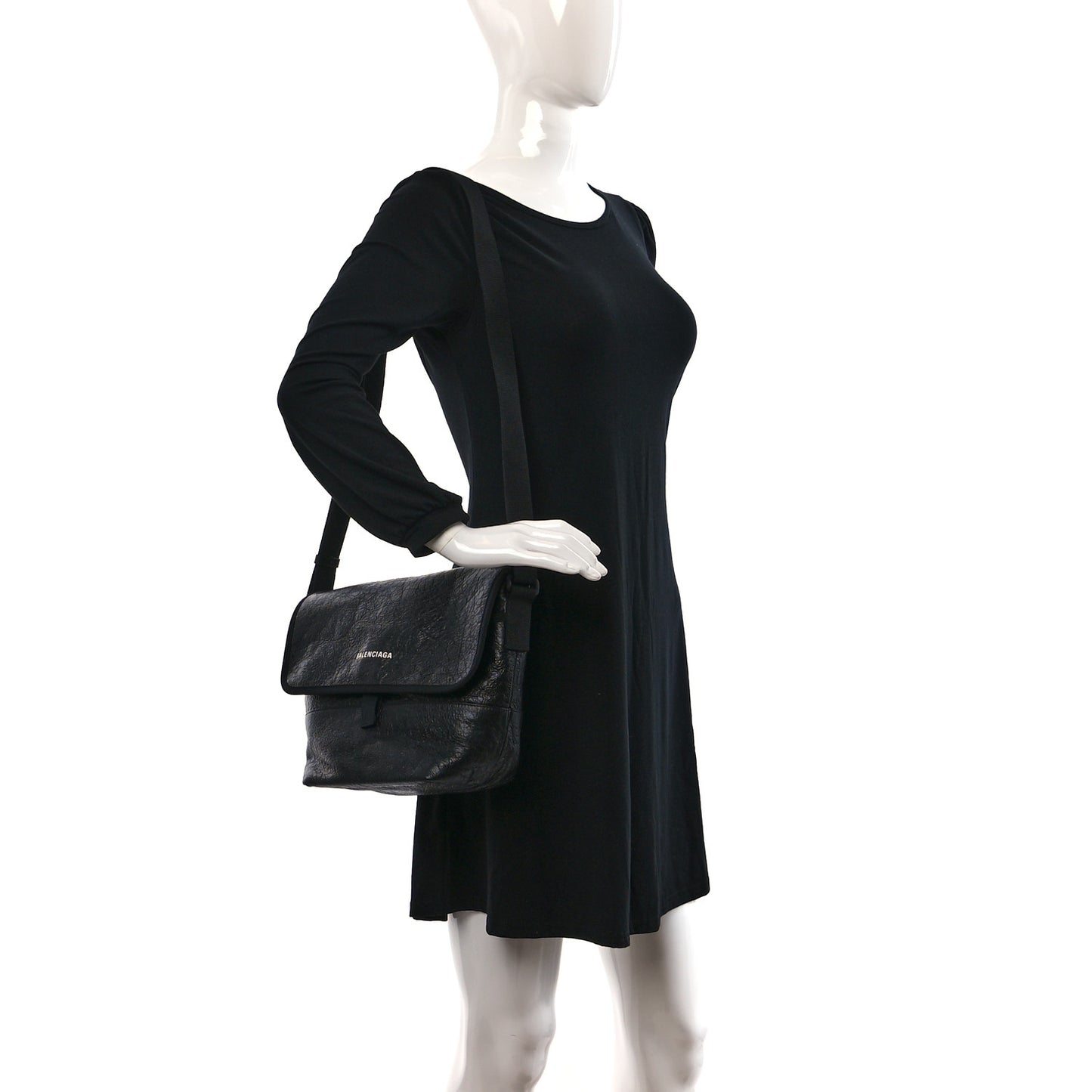 Agneau Arena Small Explorer Messenger Bag Black