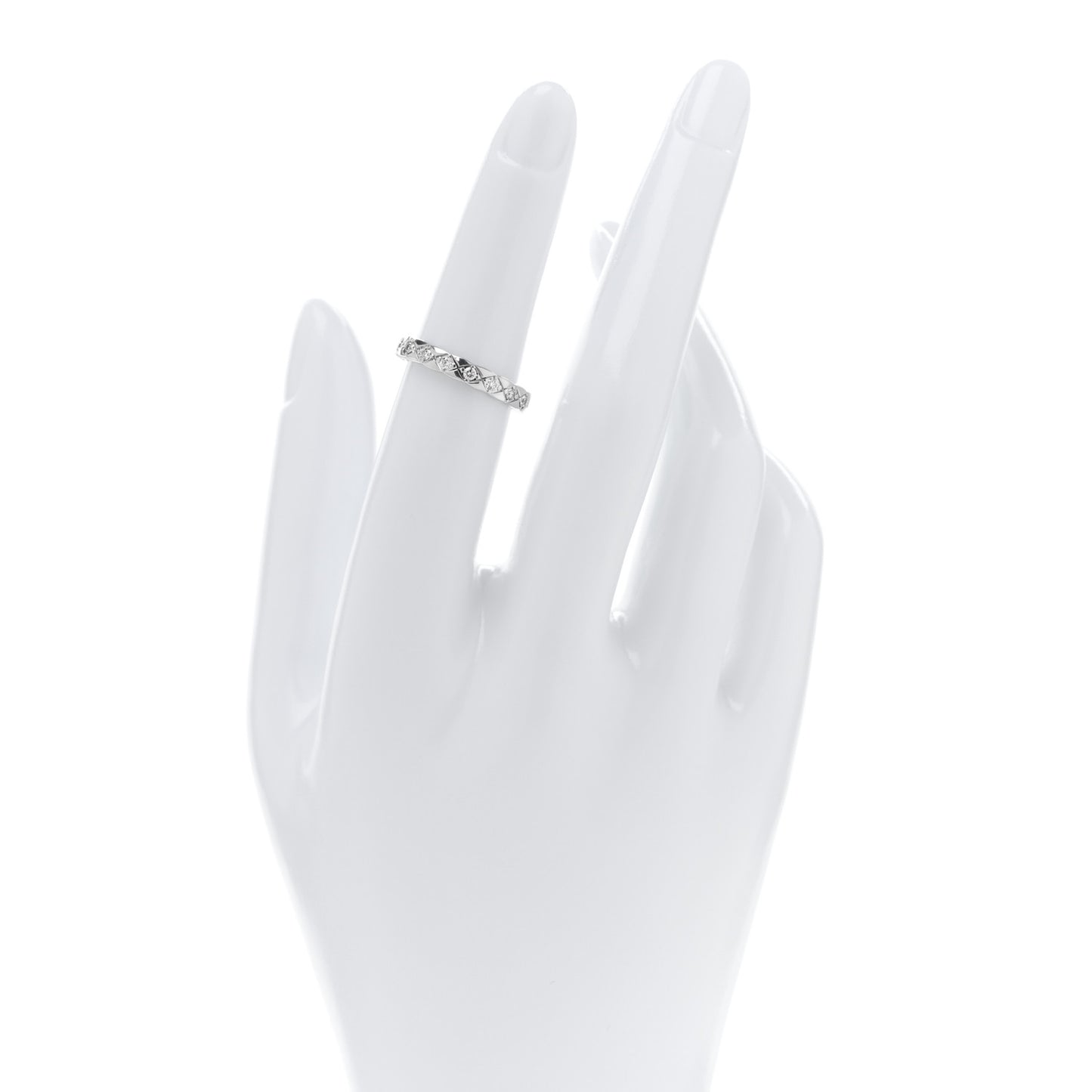 18K White Gold Diamond Mini Coco Crush Ring 50 5.25