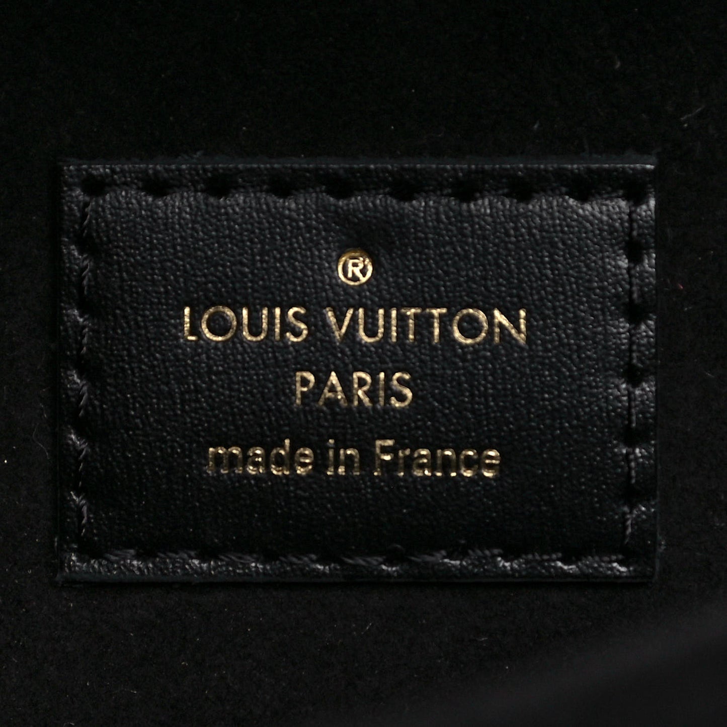 Reverse Monogram Pochette Metis