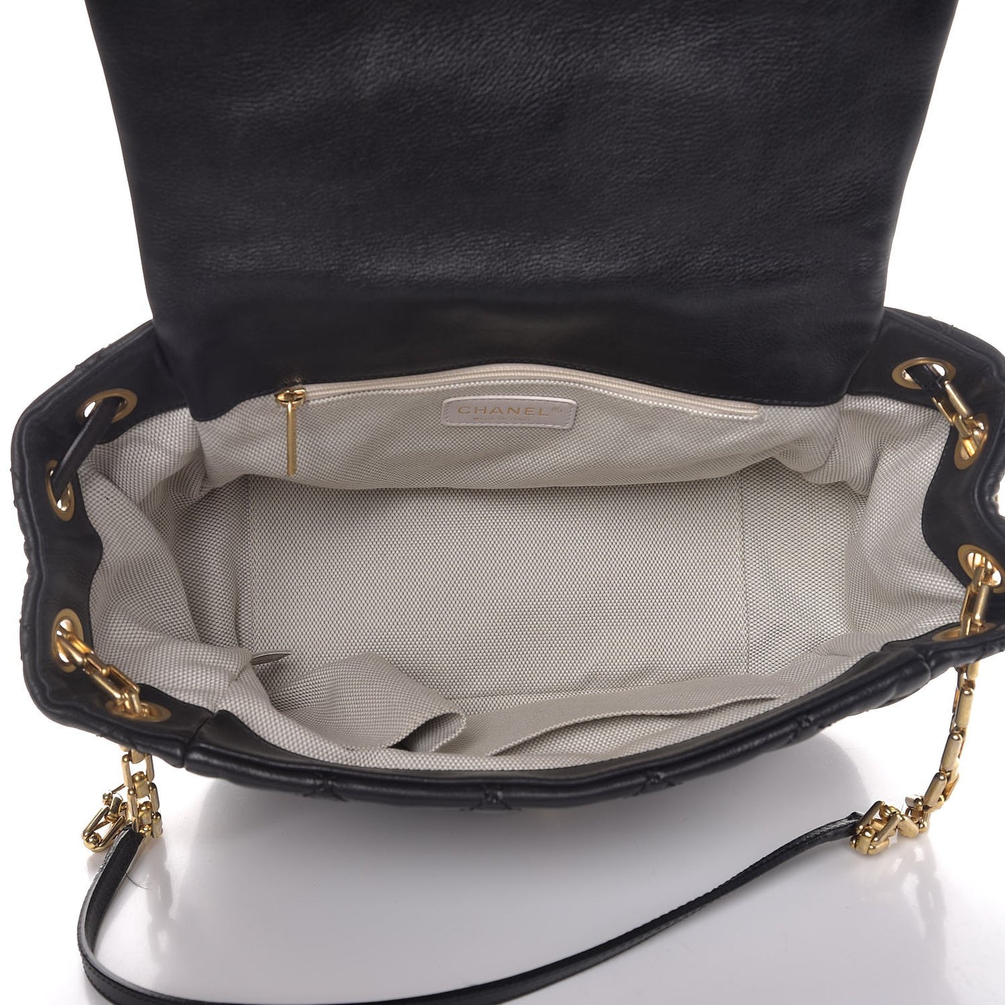 Calfskin Quilted Retro Chain Flap Black