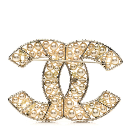 Chanel Pearl CC Brooch Light Gold 2 of 3