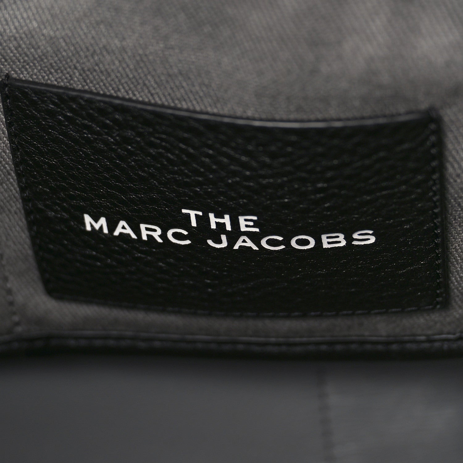 Marc Jacobs Grained Calfskin Large The Tote Bag Black 6 of 8