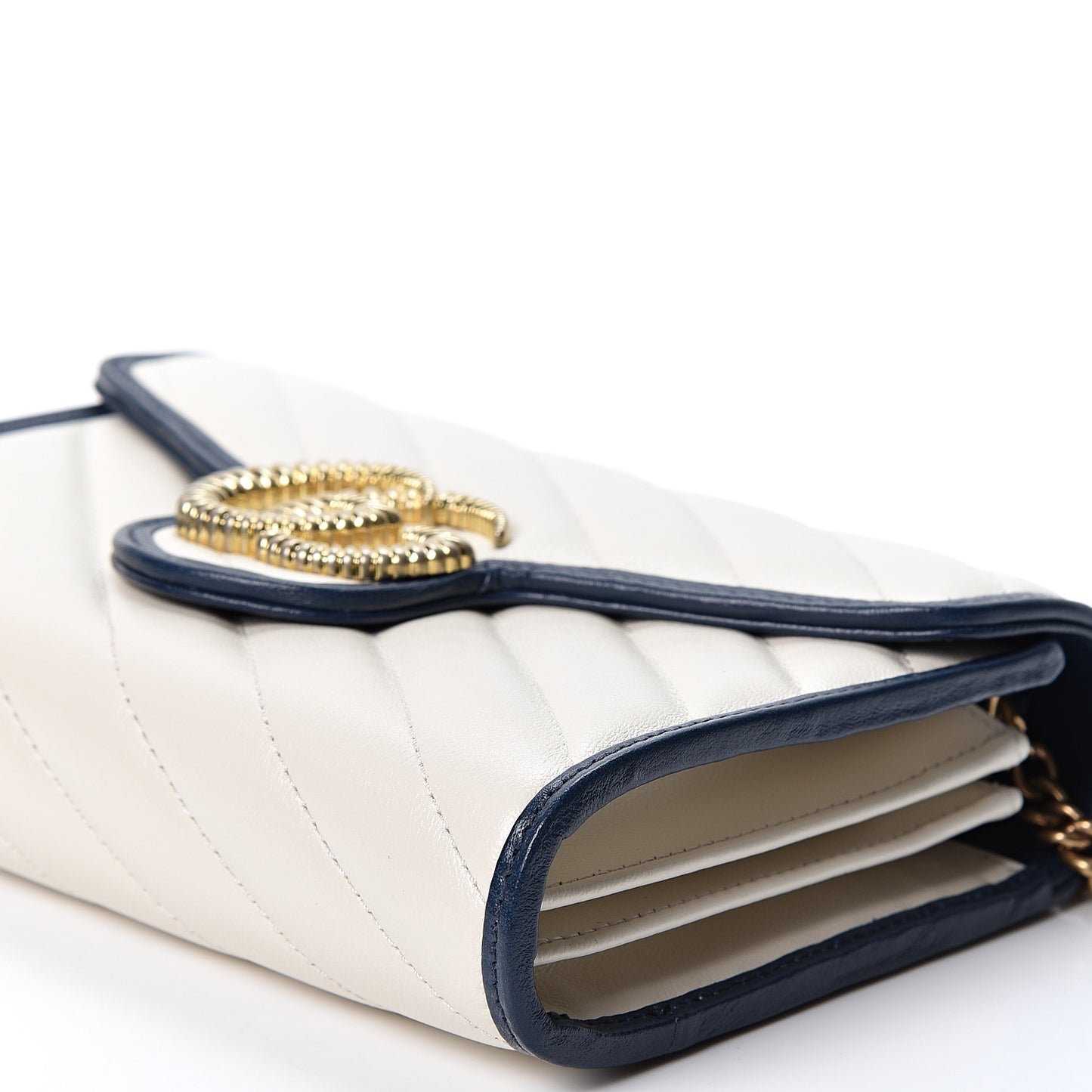 Vintage Effect Calfskin Matelasse Diagonal Torchon GG Marmont Chain Wallet Mystic White Blue Agata