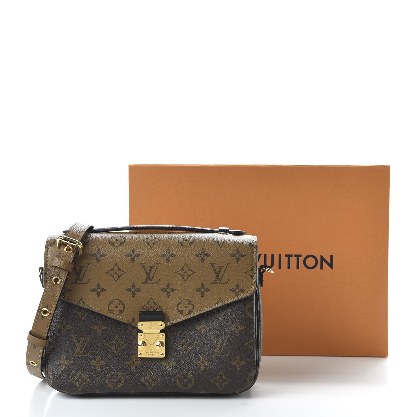Reverse Monogram Pochette Metis