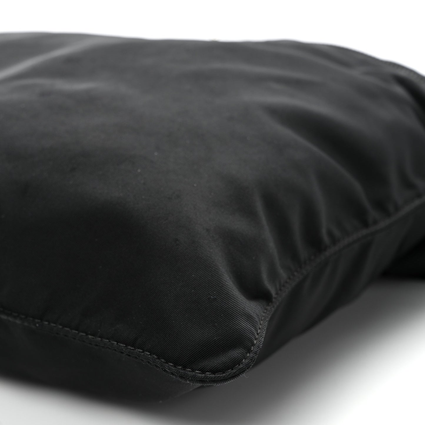 Nylon Vela Flat Messenger Bag Black