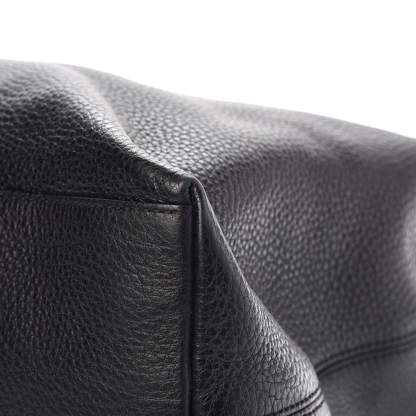 Pebbled Calfskin Large Soho Chain Shoulder Bag Black