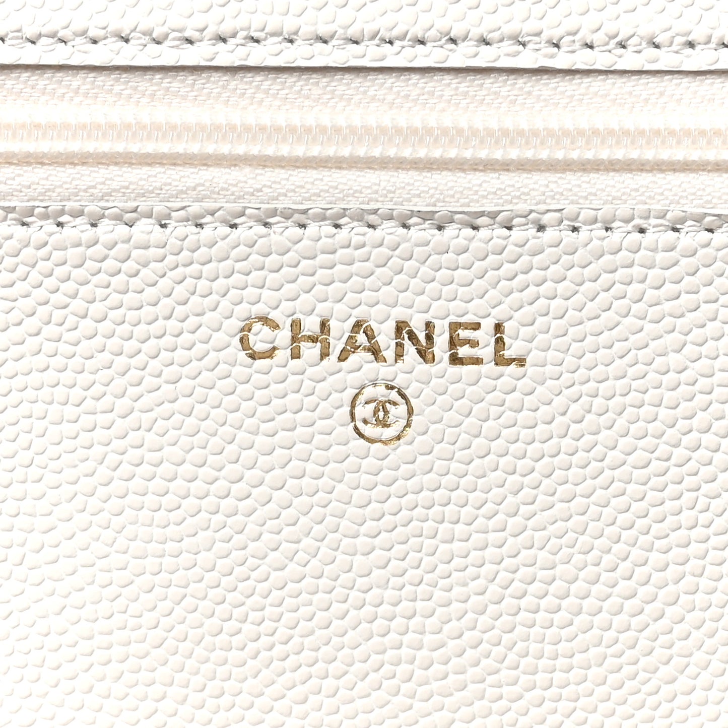 Caviar Quilted Enamel Coco Casino Wallet On Chain WOC White