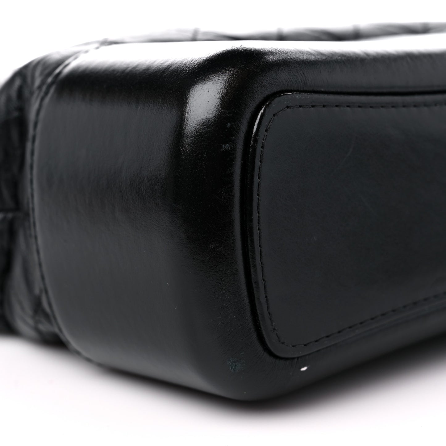 Aged Calfskin Quilted Medium Gabrielle Hobo Black