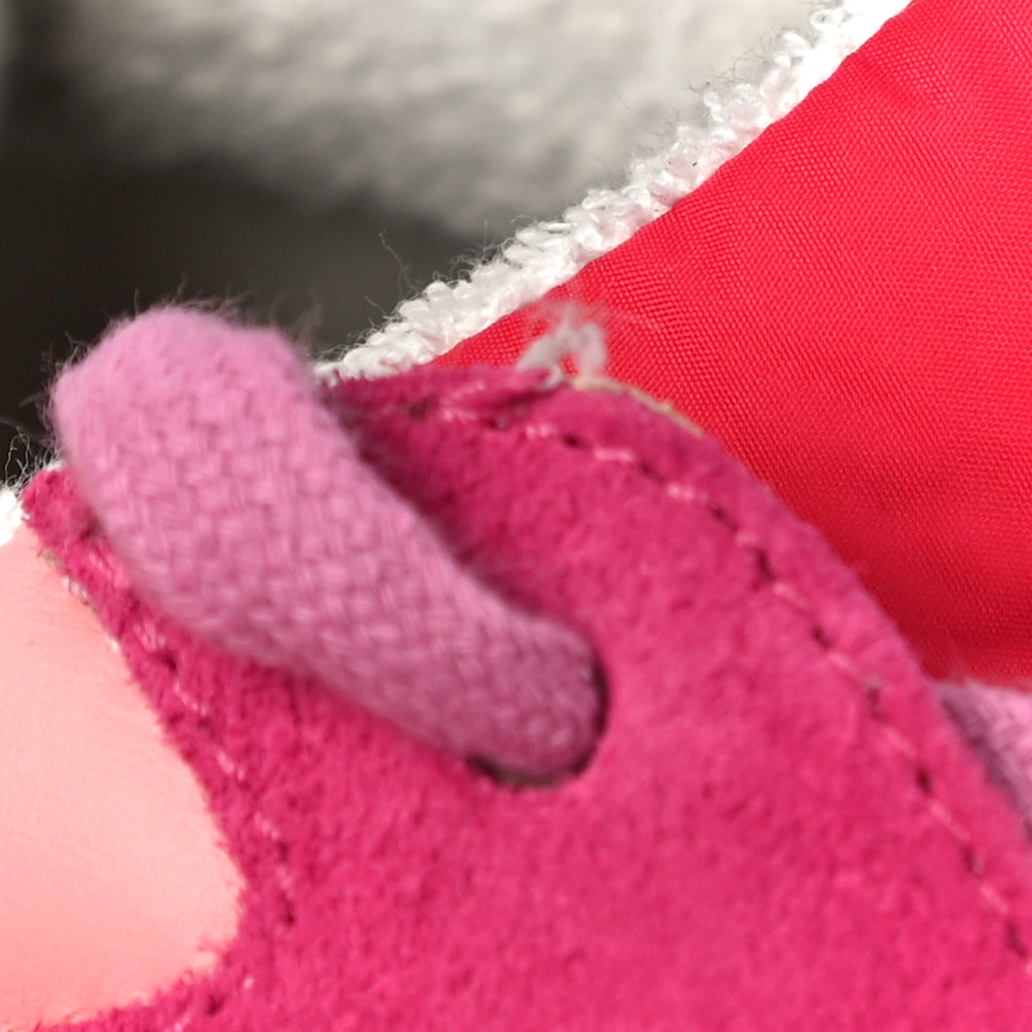 Nylon Calfskin Suede Womens CC Sneakers 40 Fuchsia Pink