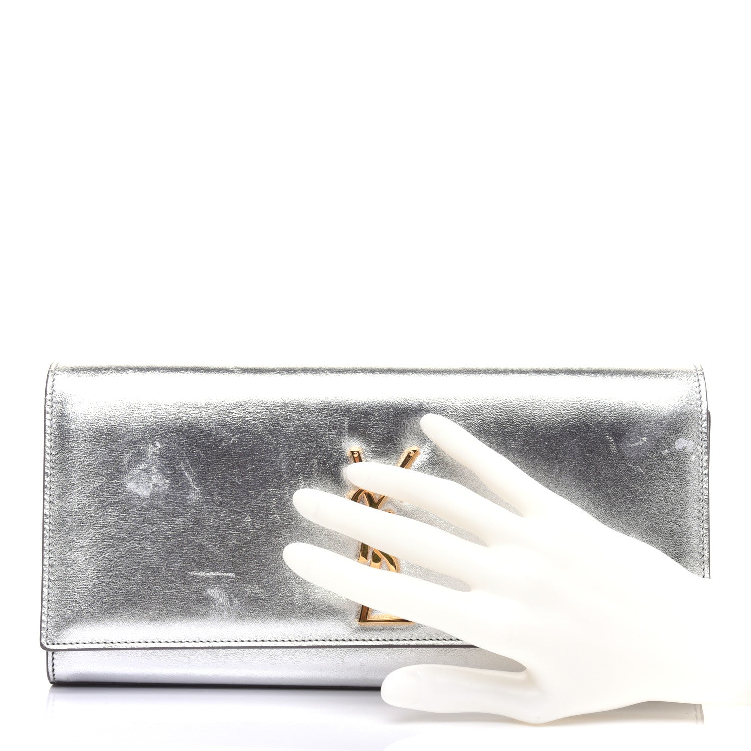 Saint Laurent Metallic Calfskin Classic Monogram Cassandre Clutch Argento 2 of 16