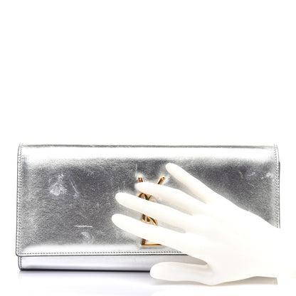 Saint Laurent Metallic Calfskin Classic Monogram Cassandre Clutch Argento 2 of 16