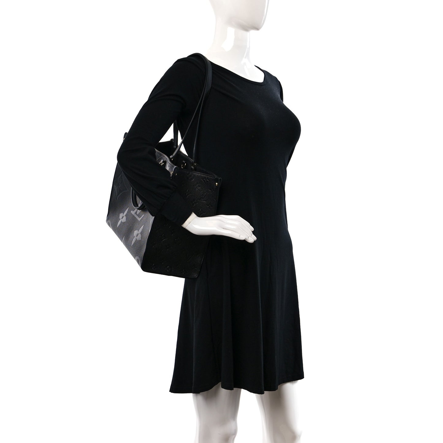 Empreinte Monogram Giant Onthego MM Black