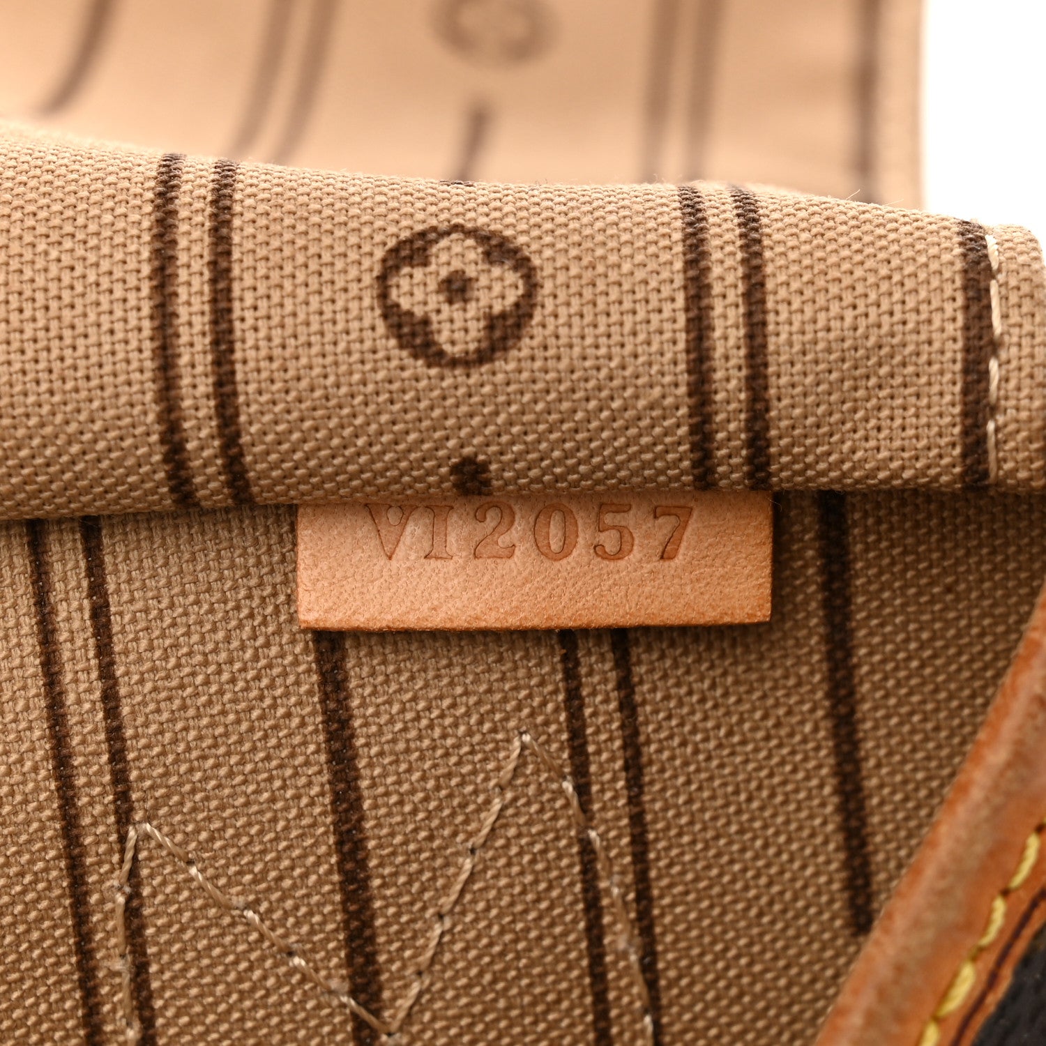Louis Vuitton Monogram Neverfull PM 7 of 12