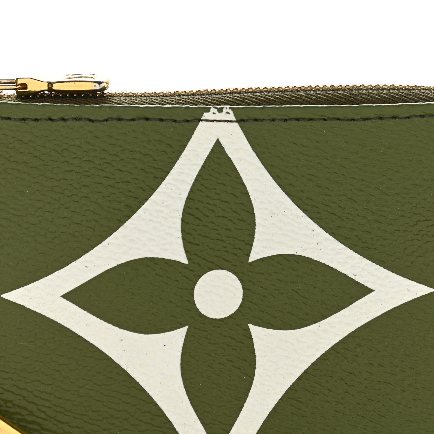 Louis Vuitton Monogram Giant Micro Pochette Accessories Kaki White 8 of 9