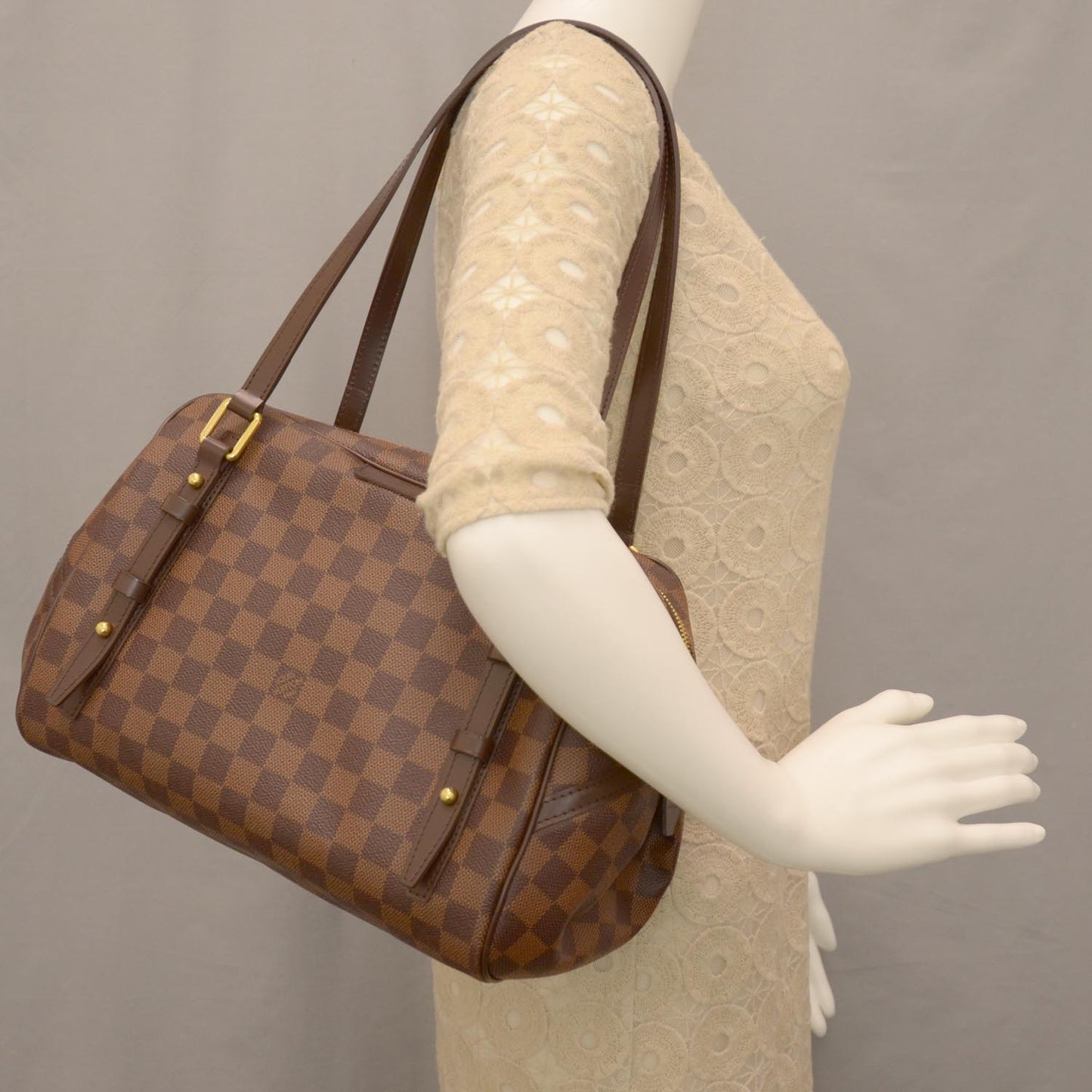 Damier Ebene Rivington GM